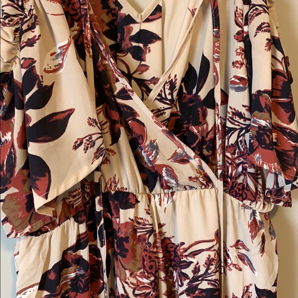 Floral romper - Picture 2 of 2
